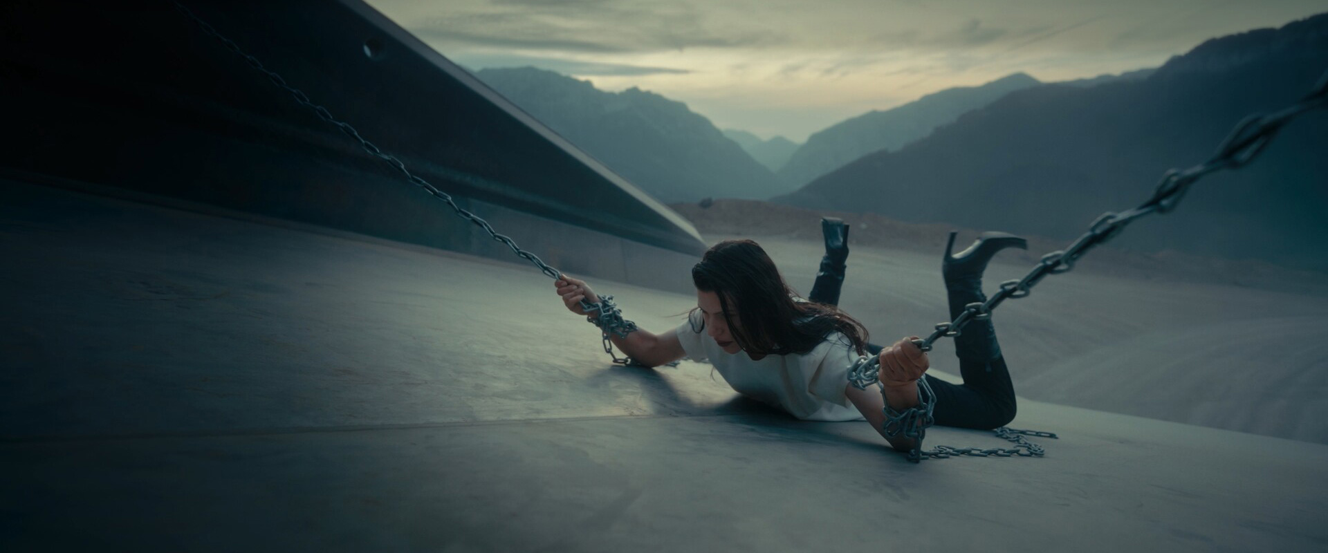 soap&Skin - Girl Loves Me